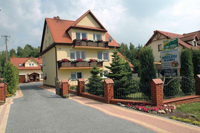 Agroturystyka "Pod Lysica" Швєнта-Катажина Екстер'єр фото